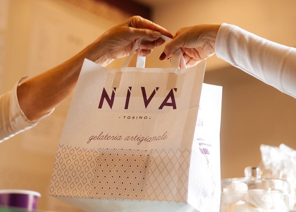 Sacchetto di carta gelateria Nivà